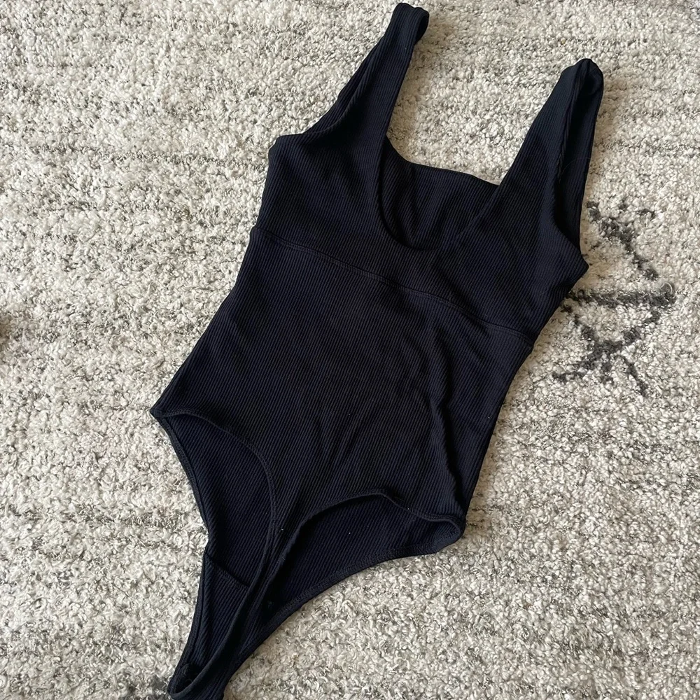 A&F soft AF bodysuit - Picture 2 of 4